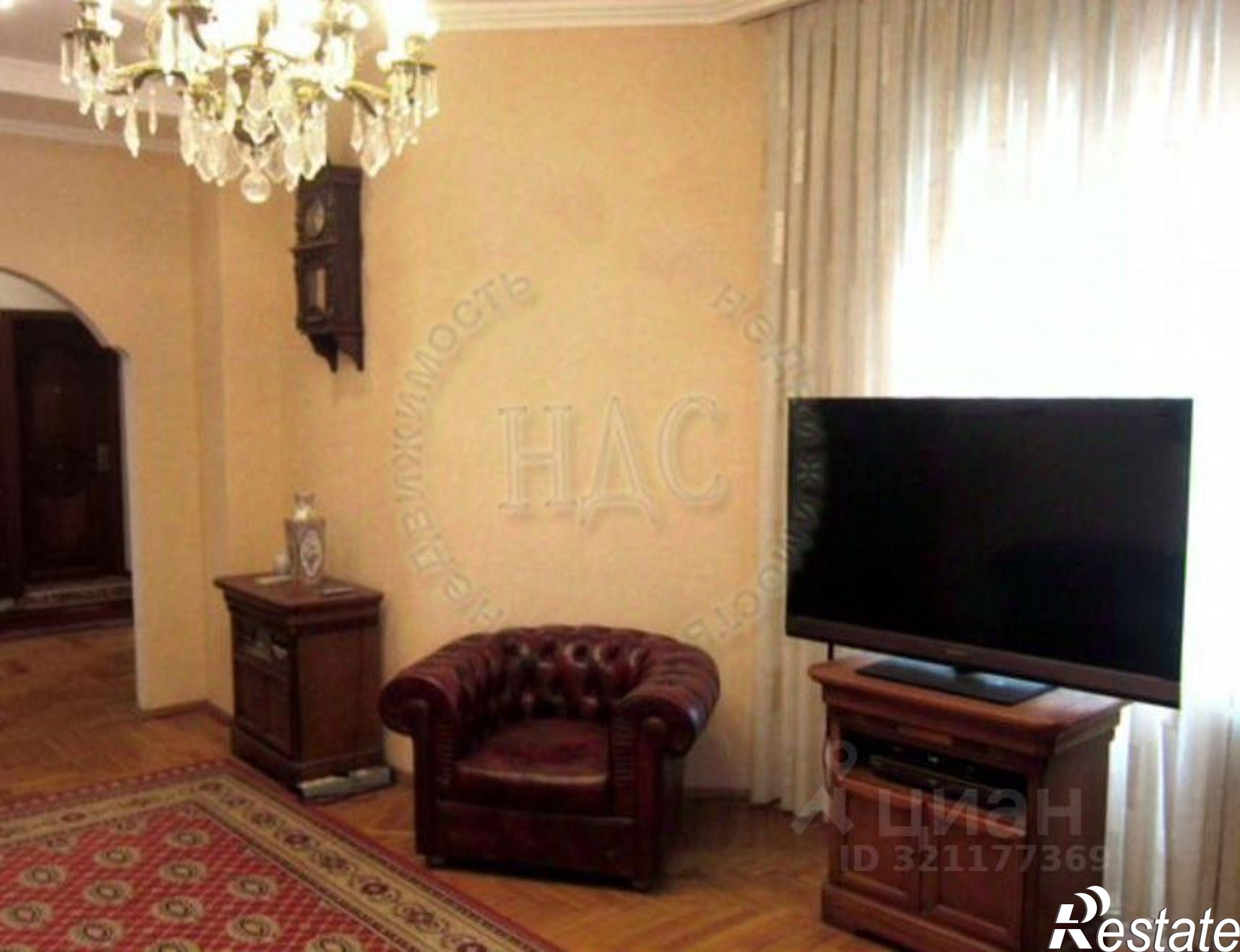 Купить квартиру за 18 200 000 рублей на улица Белинского, 3