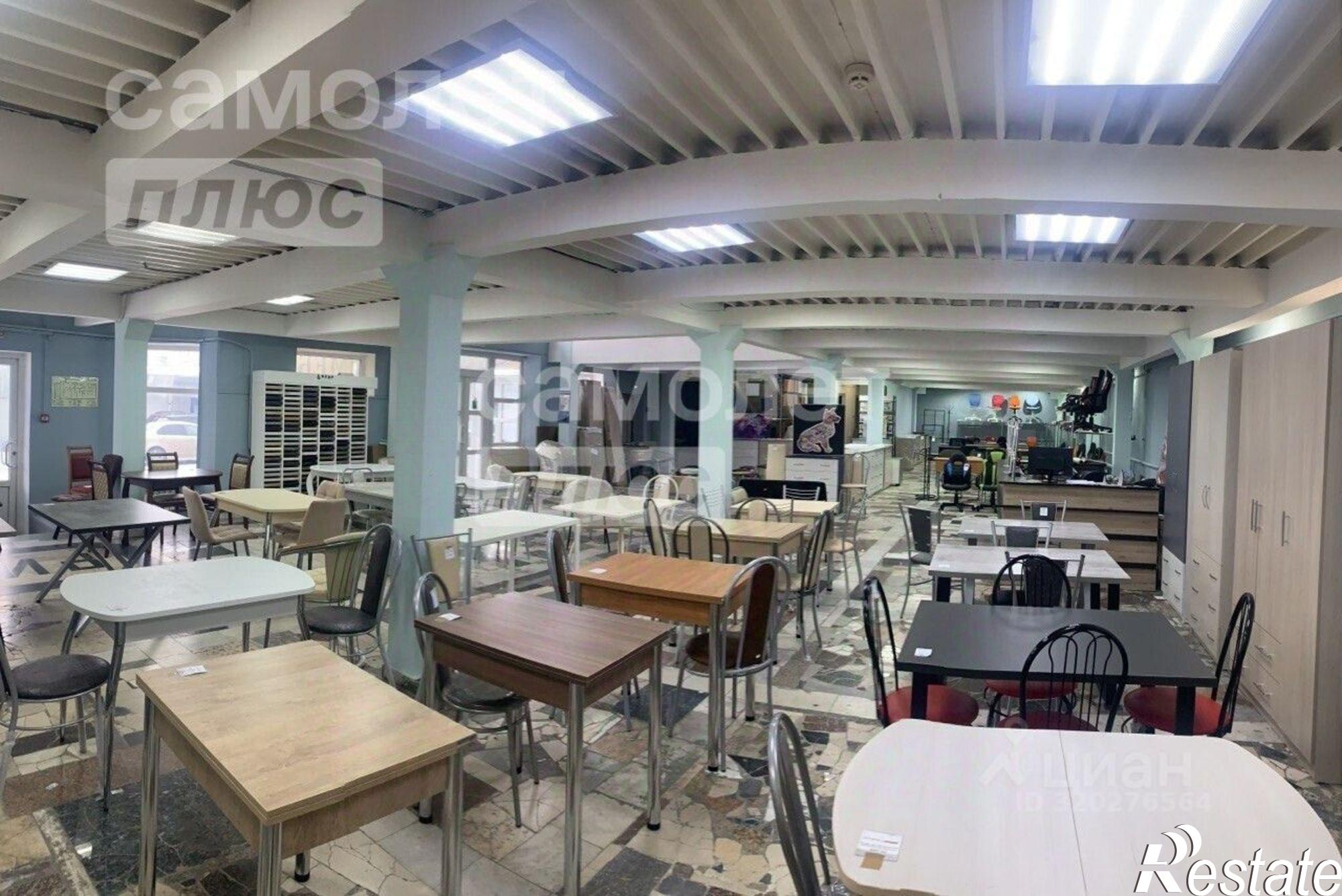 Сдать торговое помещение за 84 000 рублей на улица Пионеров, 1А