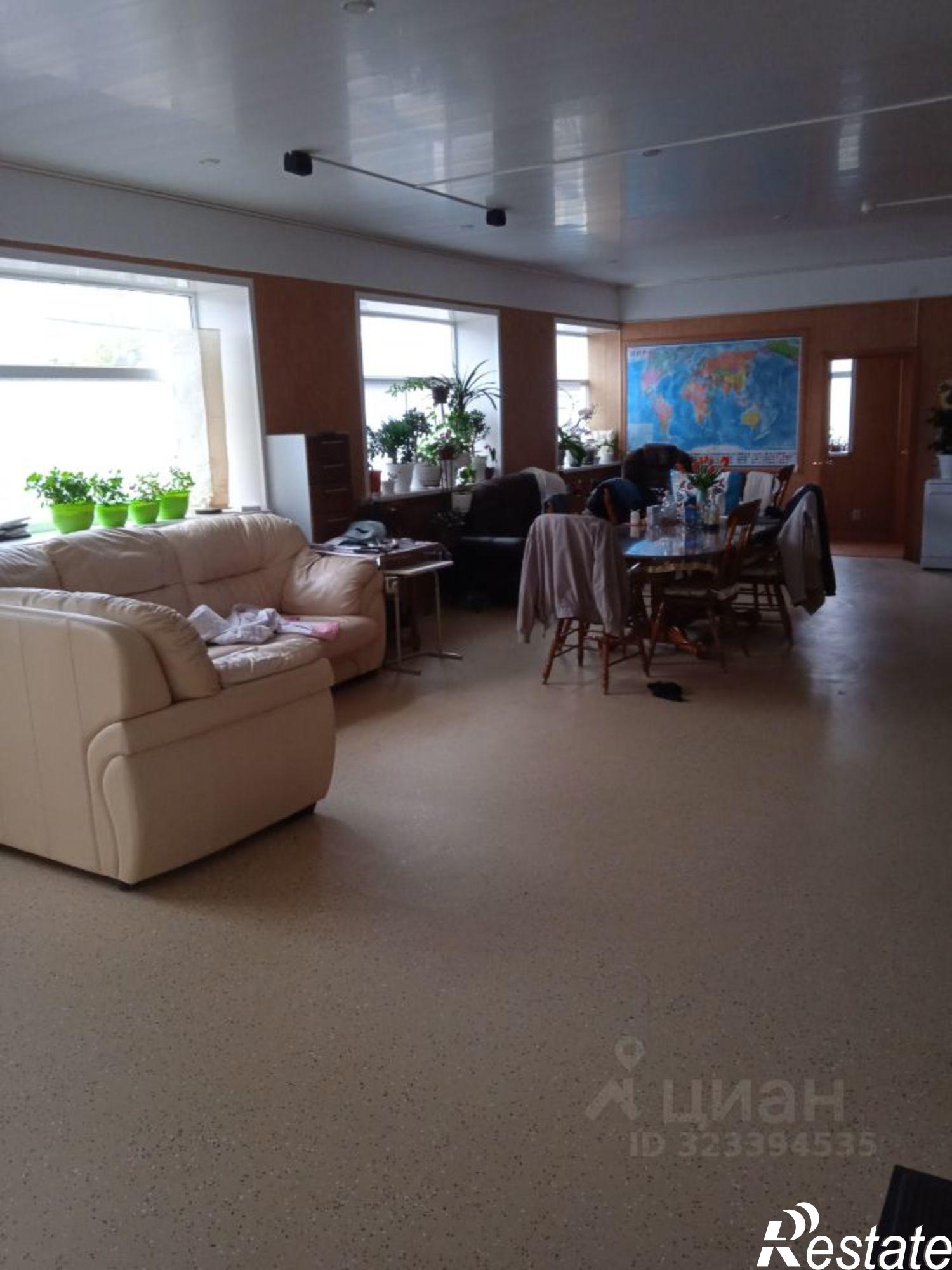 Купить дачу, дом, коттедж за 21 000 000 рублей на улица Ленина, 8