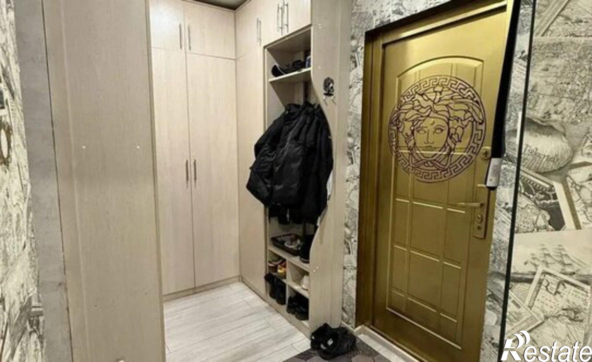 Купить квартиру за 5 950 000 рублей на Курск, Звёздная улица, 23