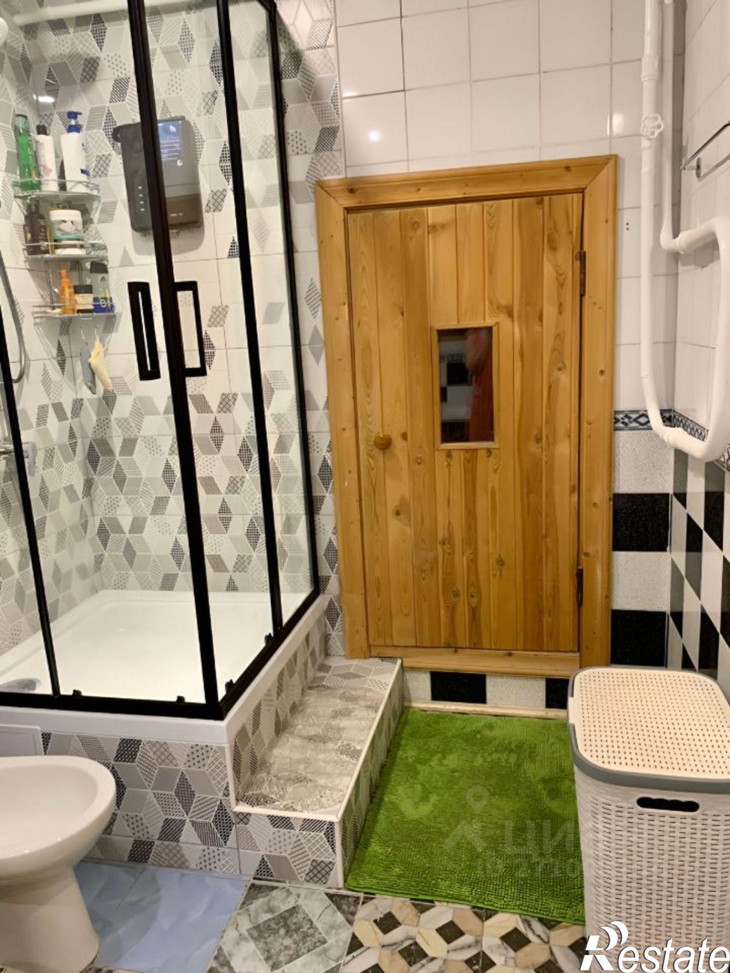 Купить квартиру за 18 000 000 рублей на улица Красной Армии, 10