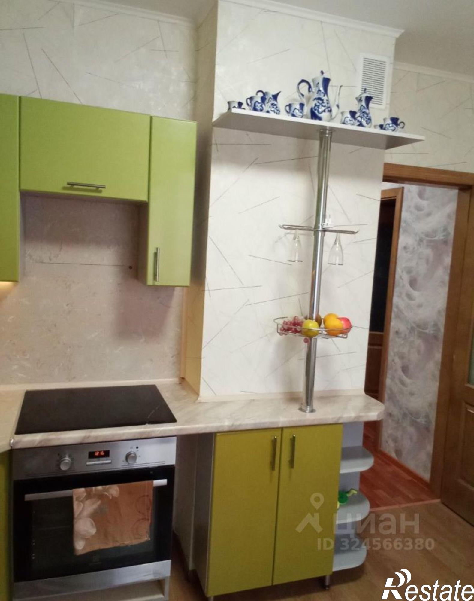 Сдать квартиру за 28 000 рублей на проспект Вячеслава Клыкова, 45