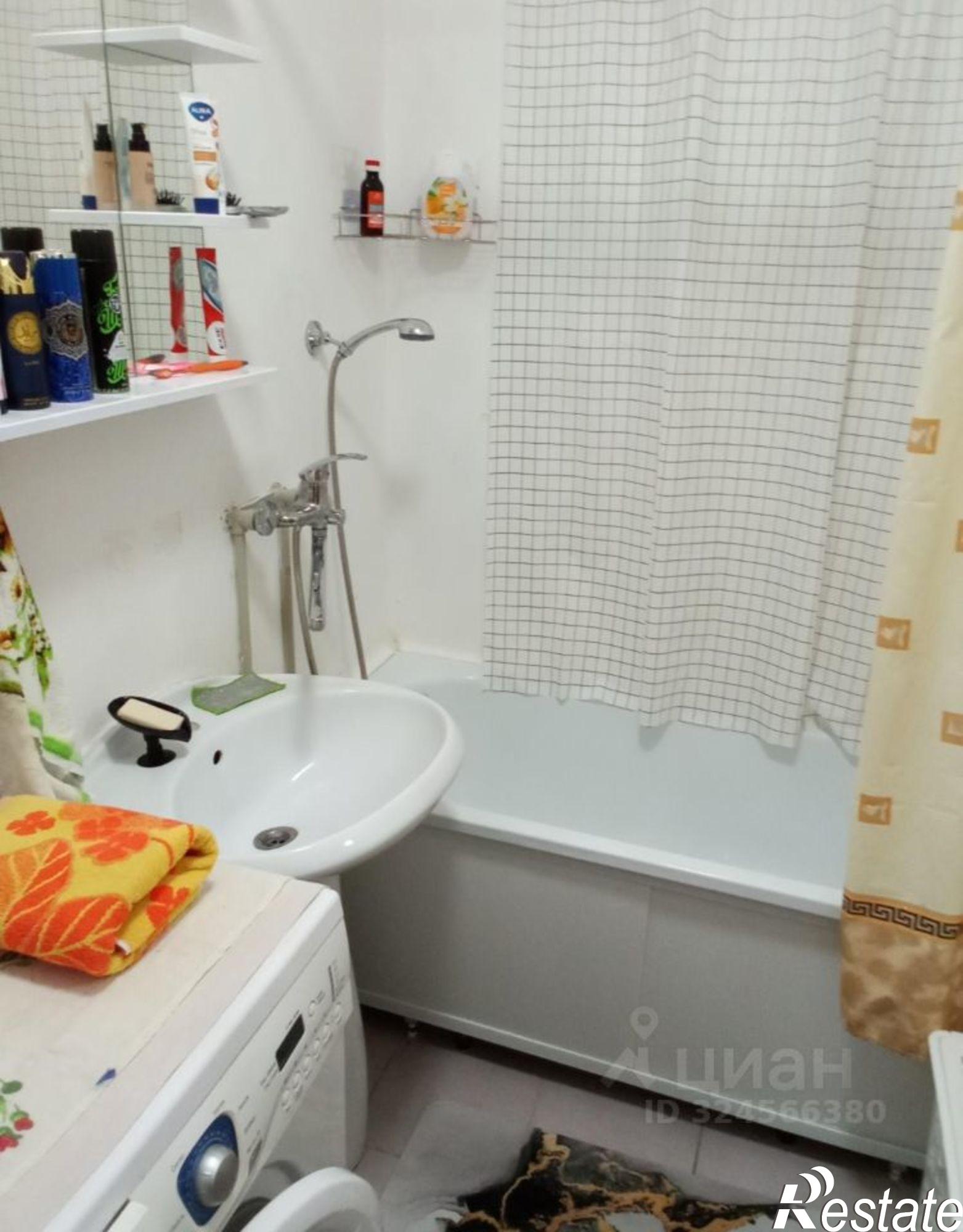 Сдать квартиру за 28 000 рублей на проспект Вячеслава Клыкова, 45