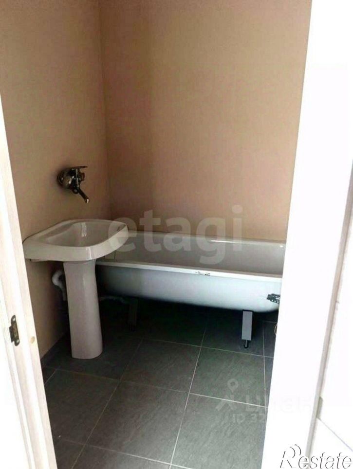 2-комн квартира улица Евгения Клевцова, 12,  д. 12