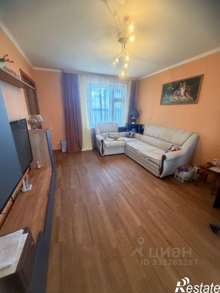 3-комн квартира Курчатов, улица Космонавтов