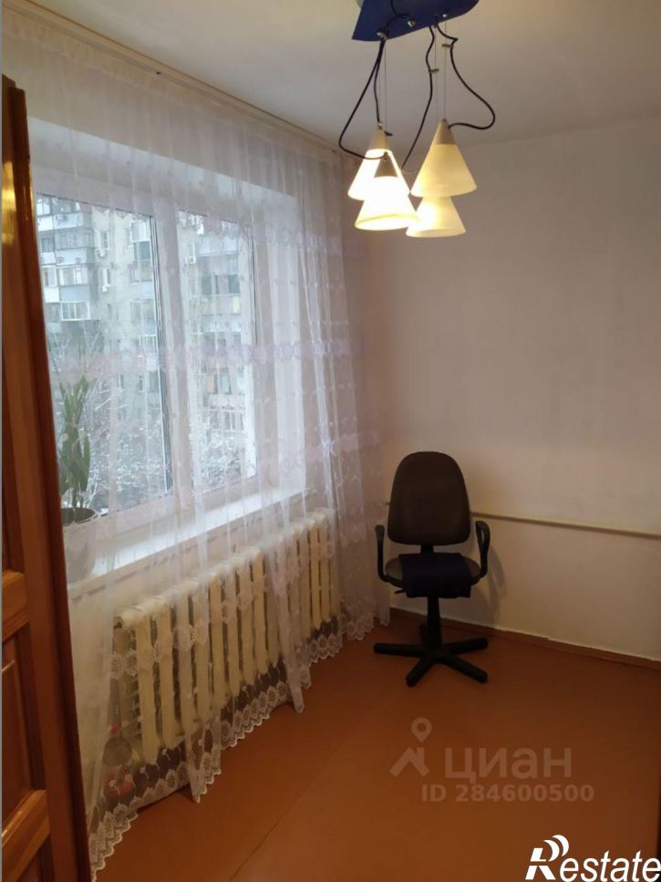 3-комн квартира Курск, улица Димитрова, 99