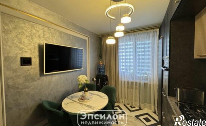 3-комн квартира Курск, проспект Хрущёва, 35