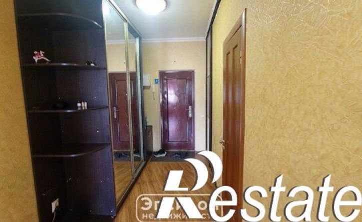 1-комн квартира улица Бойцов 9-й Дивизии, 185В,  д. 185В