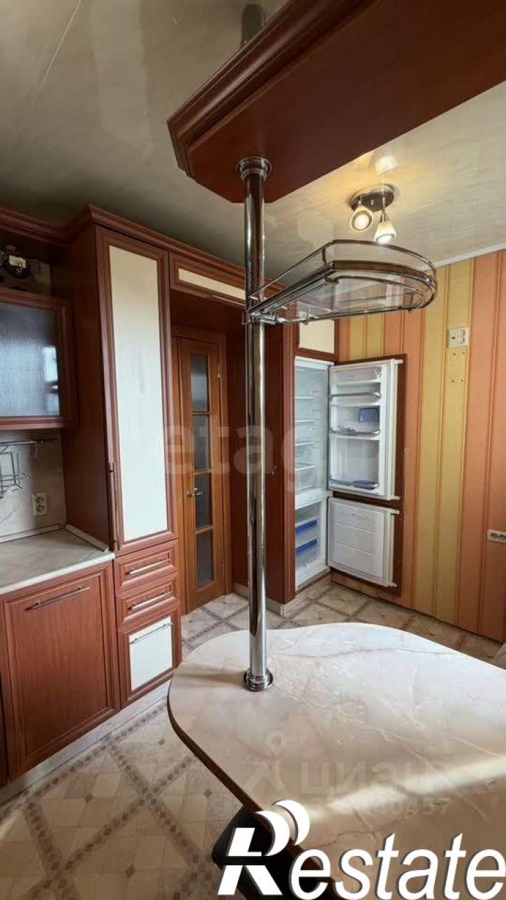 2-комн квартира Студенческая улица, 3,  д. 3