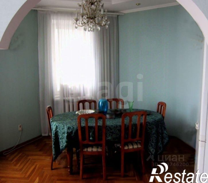 4-комн квартира улица Белинского, 3,  д. 3