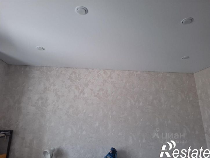 2-комн квартира проспект Дружбы, 15,  д. 15