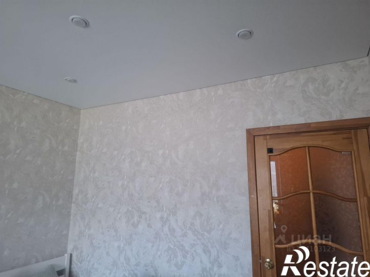 2-комн квартира проспект Дружбы, 15,  д. 15