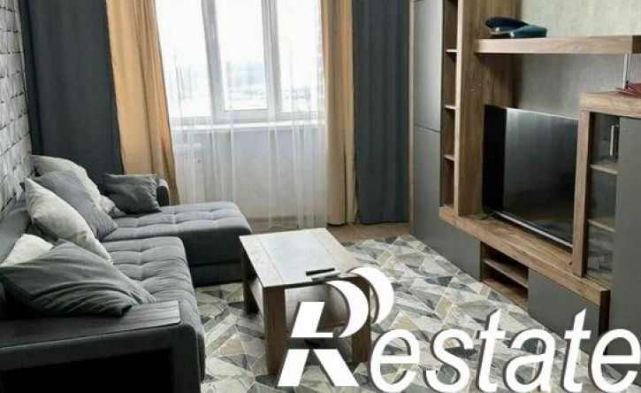 2-комн квартира улица Домостроителей, 19,  д. 19