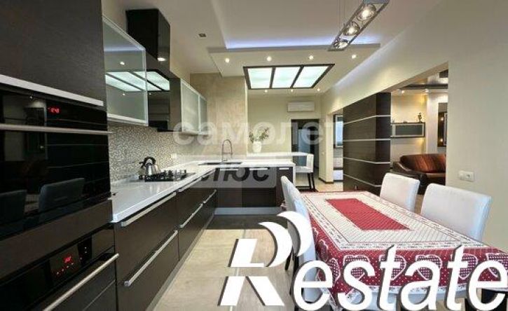 3-комн квартира улица Володарского, 70,  д. 70